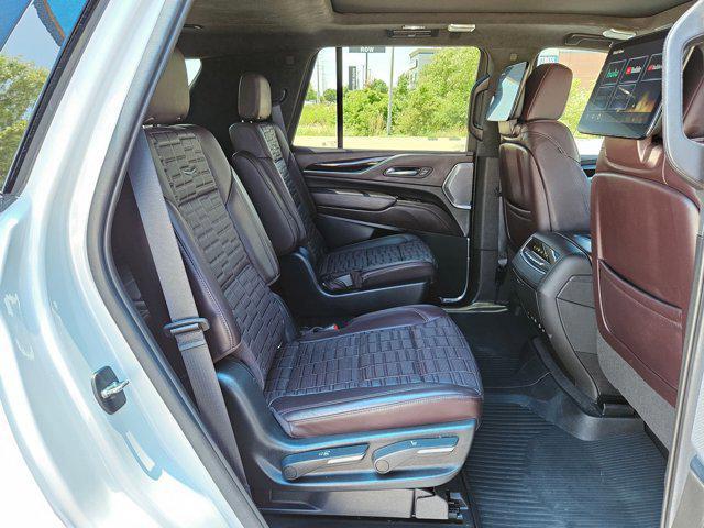 Photo of 2022 Crystal White Tricoat Cadillac Escalade