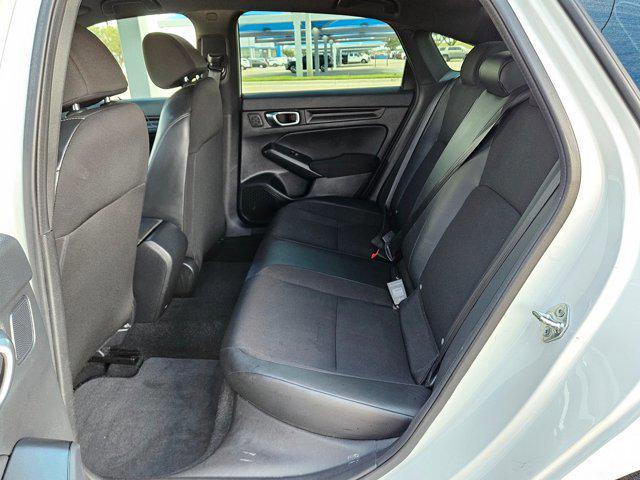 Photo of 2023 Platinum White Pearl Honda Civic