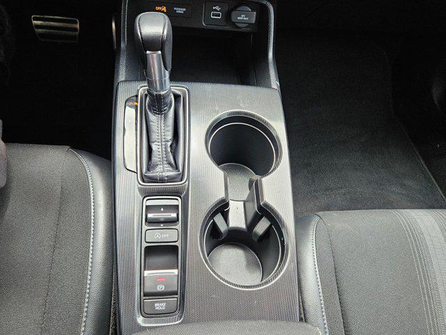 Photo of 2023 Platinum White Pearl Honda Civic
