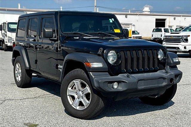 Photo of 2020 Black Clearcoat Jeep Wrangler Unlimited