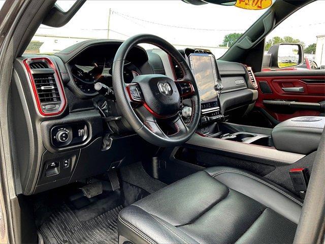 Photo of 2024 Granite Crystal Clearcoat Metallic RAM 1500