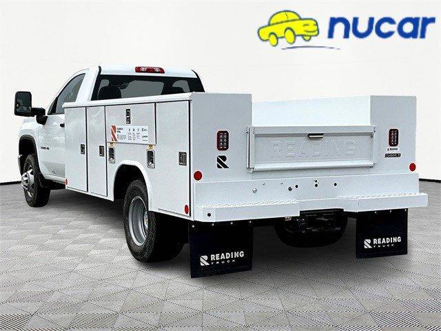 Photo of 2025 White Chevrolet Silverado 3500