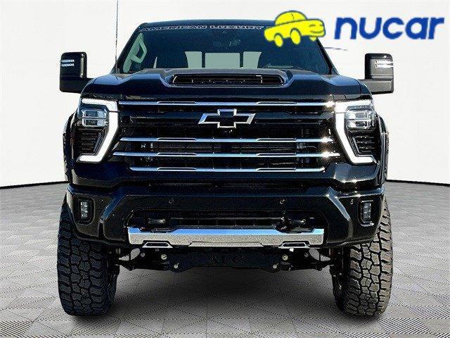 Photo of 2025 Black Chevrolet Silverado 2500