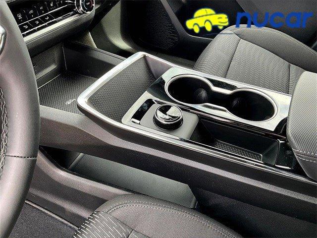 Photo of 2026 Green Chevrolet Equinox