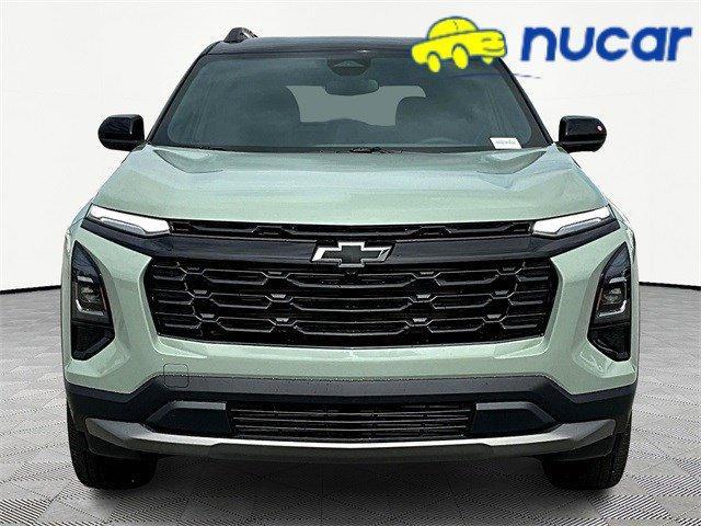 Photo of 2026 Green Chevrolet Equinox