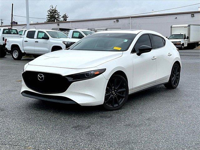 Photo of 2023 Snowflake White Pearl Mica Mazda Mazda3