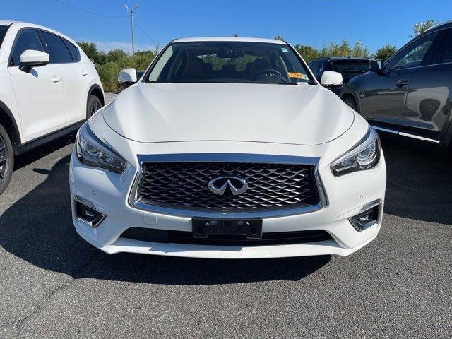 Photo of 2023 Pure White INFINITI Q50
