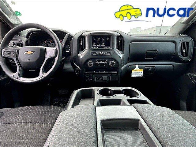 Photo of 2025 White Chevrolet Silverado 3500
