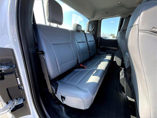 Photo of 2024 Oxford White Ford F-150