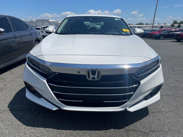 Photo of 2021 Platinum White Pearl Honda Accord