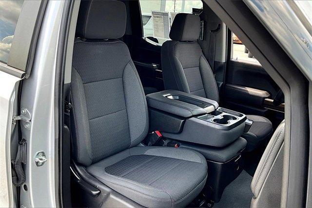 Photo of 2022 Silver Ice Metallic Chevrolet Silverado 1500 Limited