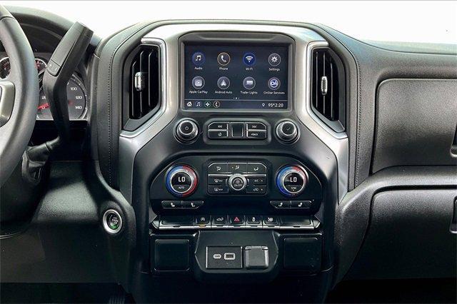 Photo of 2022 Silver Ice Metallic Chevrolet Silverado 1500 Limited