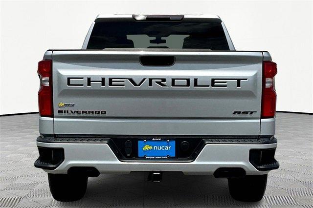 Photo of 2022 Silver Ice Metallic Chevrolet Silverado 1500 Limited