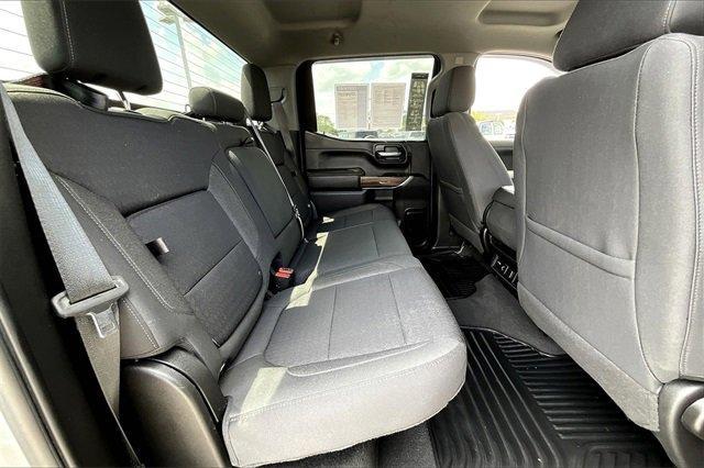 Photo of 2022 Silver Ice Metallic Chevrolet Silverado 1500 Limited