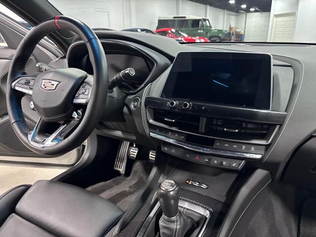 Photo of 2022 WHITE Cadillac CT5-V