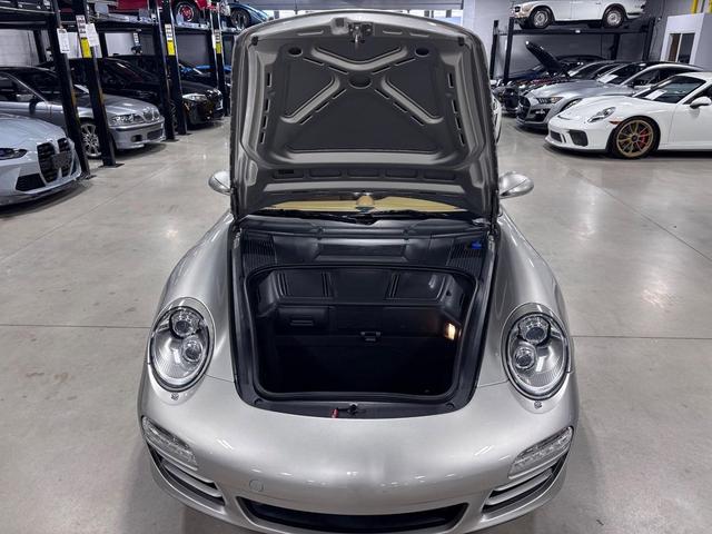 Photo of 2011 Platinum Silver Metallic Porsche 911