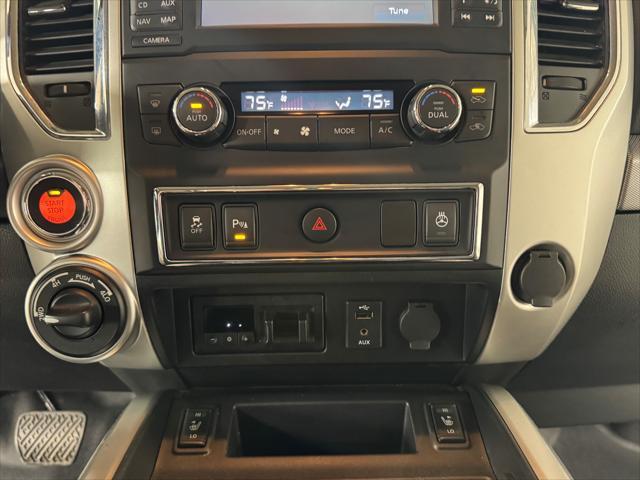 Photo of 2016 GREEN / BEIGE 2TONE Nissan Titan XD