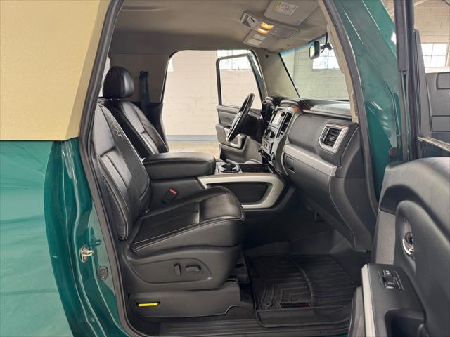 Photo of 2016 GREEN / BEIGE 2TONE Nissan Titan XD