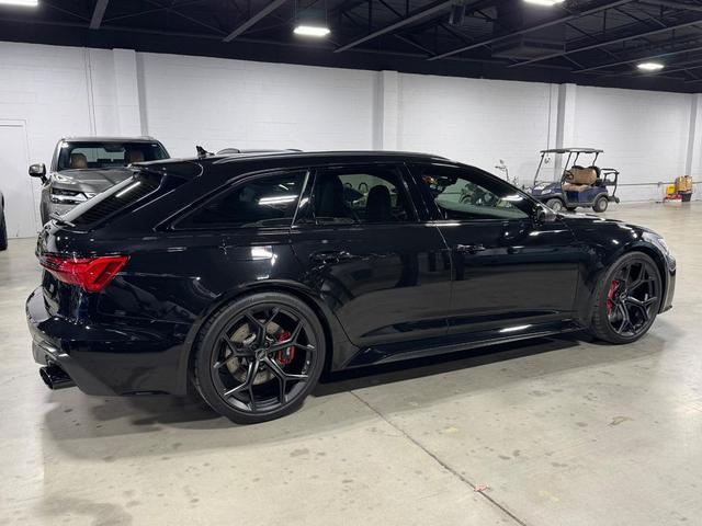 Photo of 2024 BLACK Audi RS 6 Avant