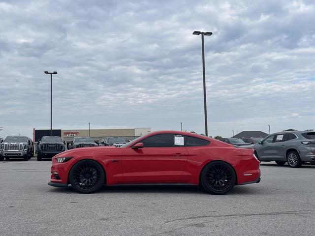 Photo of 2015 RACE RED Ford Mustang