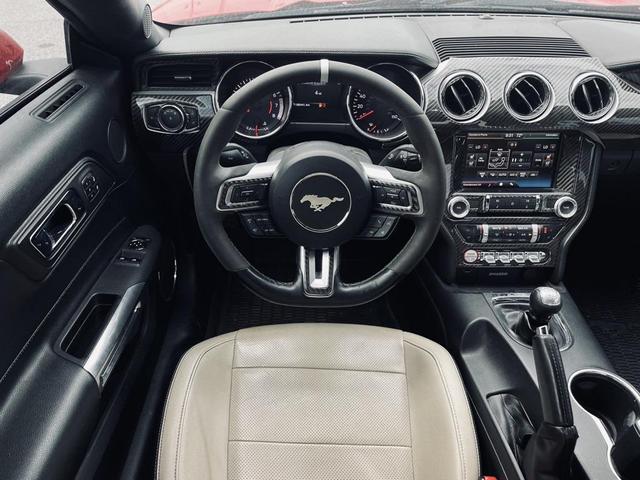 Photo of 2015 RACE RED Ford Mustang