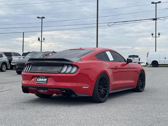 Photo of 2015 RACE RED Ford Mustang