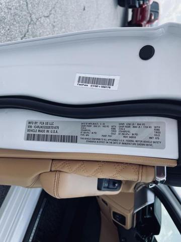Photo of 2025 Bright White Clearcoat Jeep Grand Cherokee L