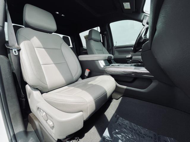 Photo of 2022 Summit White Chevrolet Silverado 1500