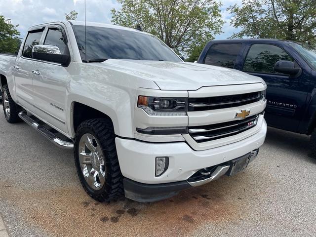 Photo of 2018 Iridescent Pearl Tricoat Chevrolet Silverado 1500