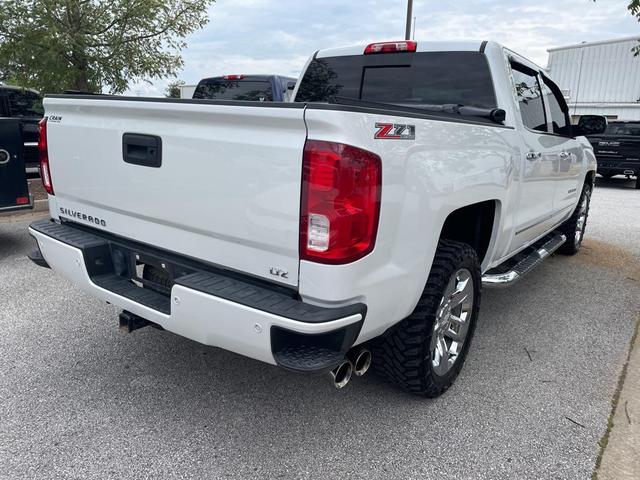 Photo of 2018 Iridescent Pearl Tricoat Chevrolet Silverado 1500