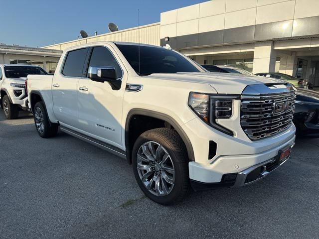 Photo of 2024 Summit White GMC Sierra 1500