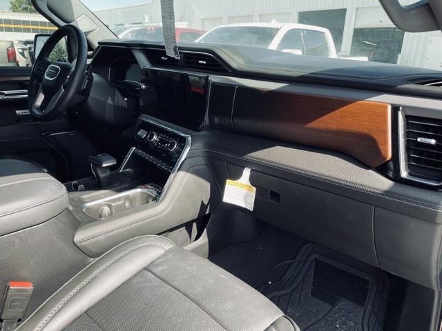 Photo of 2023 Titanium Rush Metallic GMC Sierra 1500