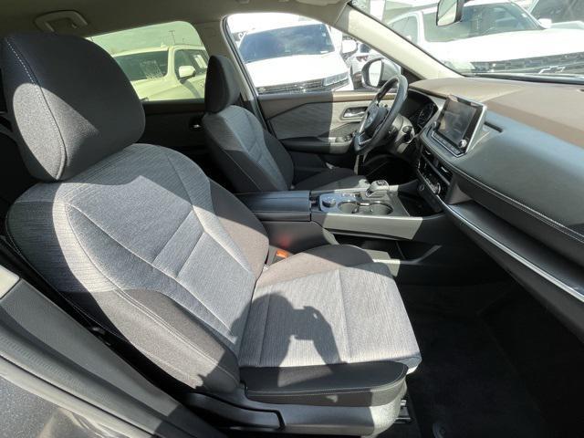 Photo of 2023 Gun Metallic Nissan Rogue