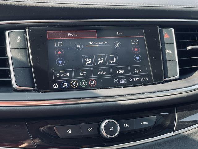 Photo of 2021 Summit White Buick Enclave