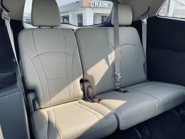Photo of 2021 Summit White Buick Enclave
