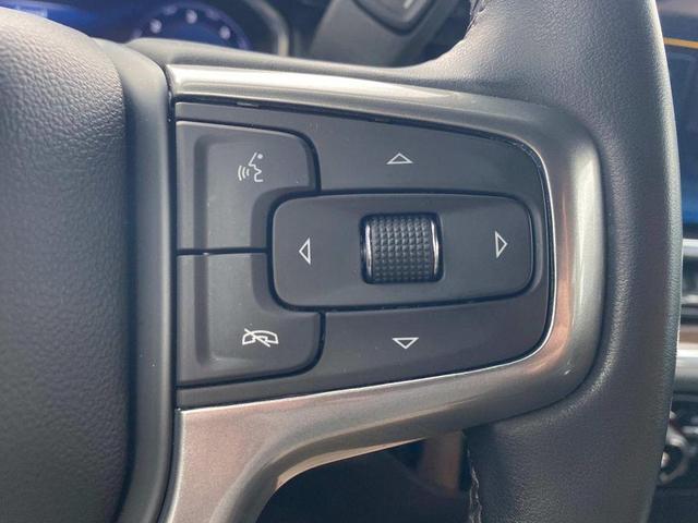 Photo of 2023 Summit White Chevrolet Silverado 1500