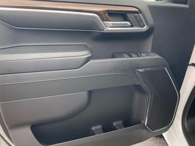 Photo of 2023 Summit White Chevrolet Silverado 1500