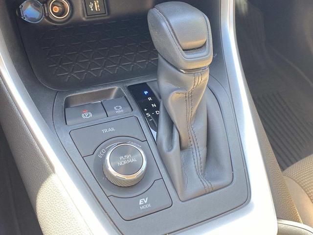 Photo of 2023 Ruby Flare Pearl Toyota RAV4 Hybrid