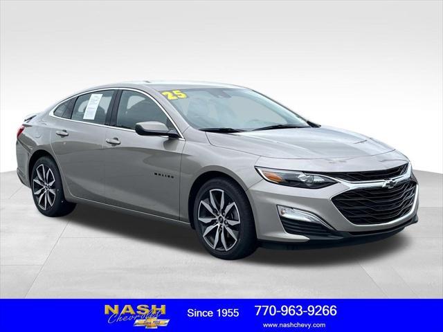 Photo of 2025 Mineral Gray Metallic Chevrolet Malibu