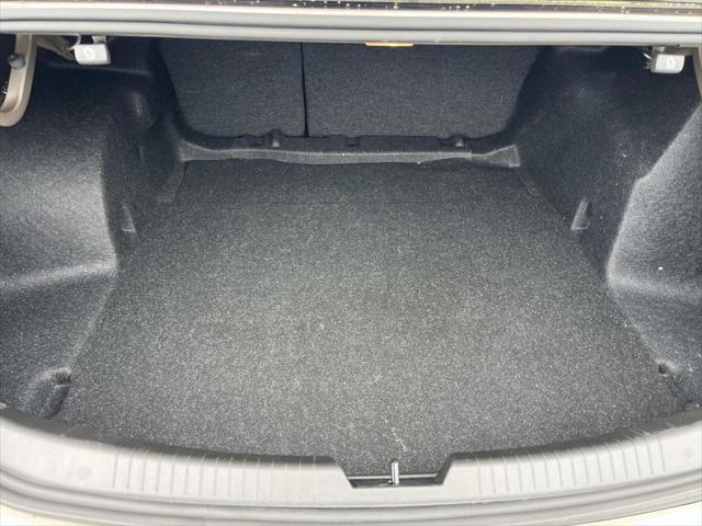 Photo of 2025 Mineral Gray Metallic Chevrolet Malibu