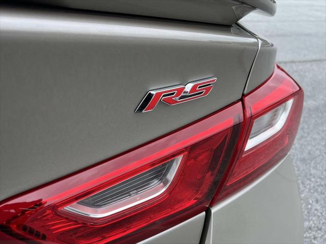 Photo of 2025 Mineral Gray Metallic Chevrolet Malibu