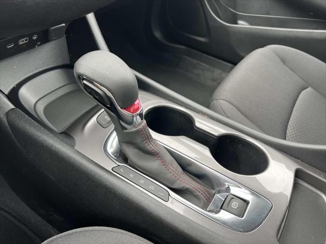 Photo of 2025 Mineral Gray Metallic Chevrolet Malibu