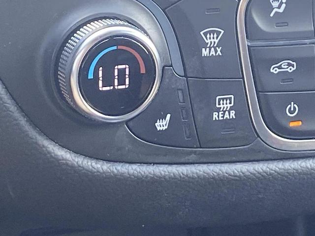 Photo of 2023 Iron Gray Metallic Chevrolet Equinox