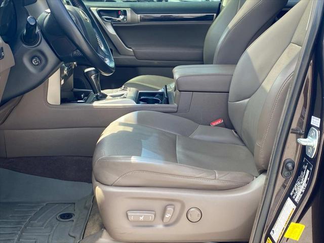 Photo of 2016 Fire Agate Pearl Lexus GX 460