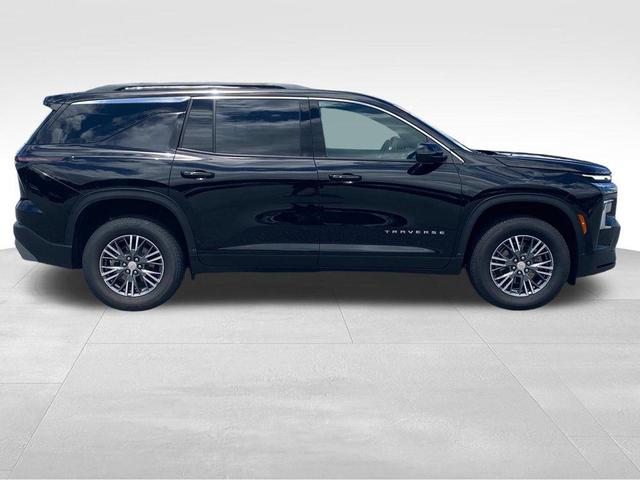 Photo of 2025 Mosaic Black Metallic Chevrolet Traverse