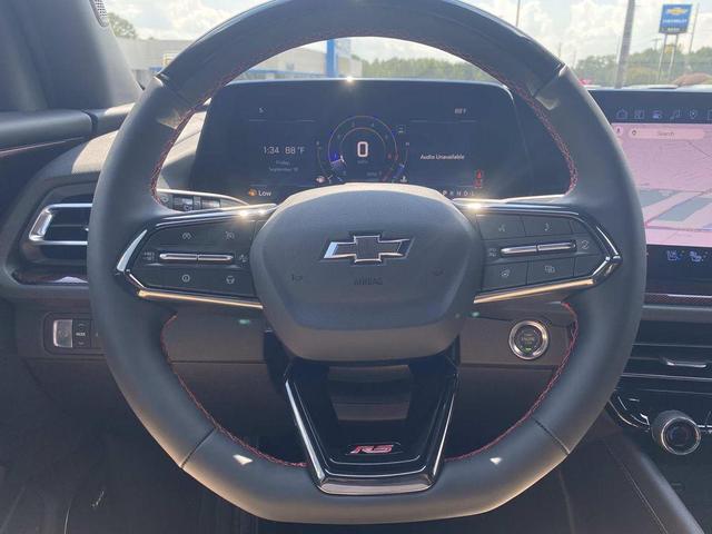 Photo of 2026 Polar White Tricoat Chevrolet Traverse