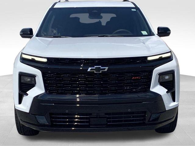 Photo of 2026 Polar White Tricoat Chevrolet Traverse