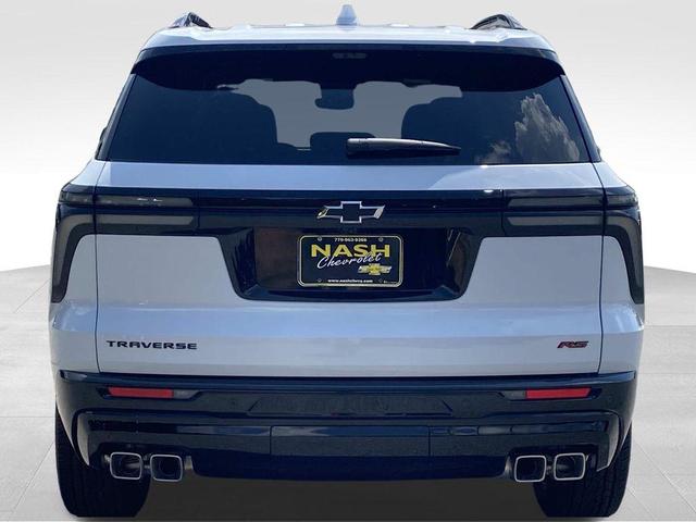 Photo of 2026 Polar White Tricoat Chevrolet Traverse