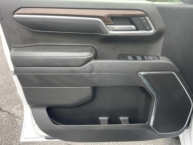 Photo of 2022 Summit White Chevrolet Silverado 1500