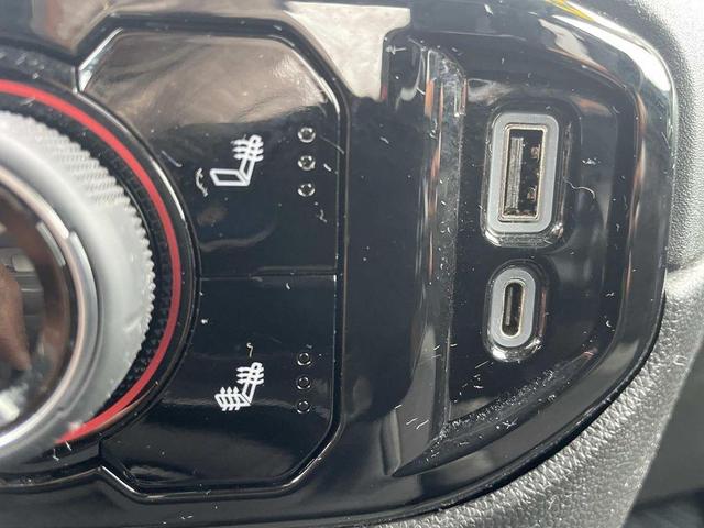 Photo of 2022 Summit White Chevrolet Silverado 1500